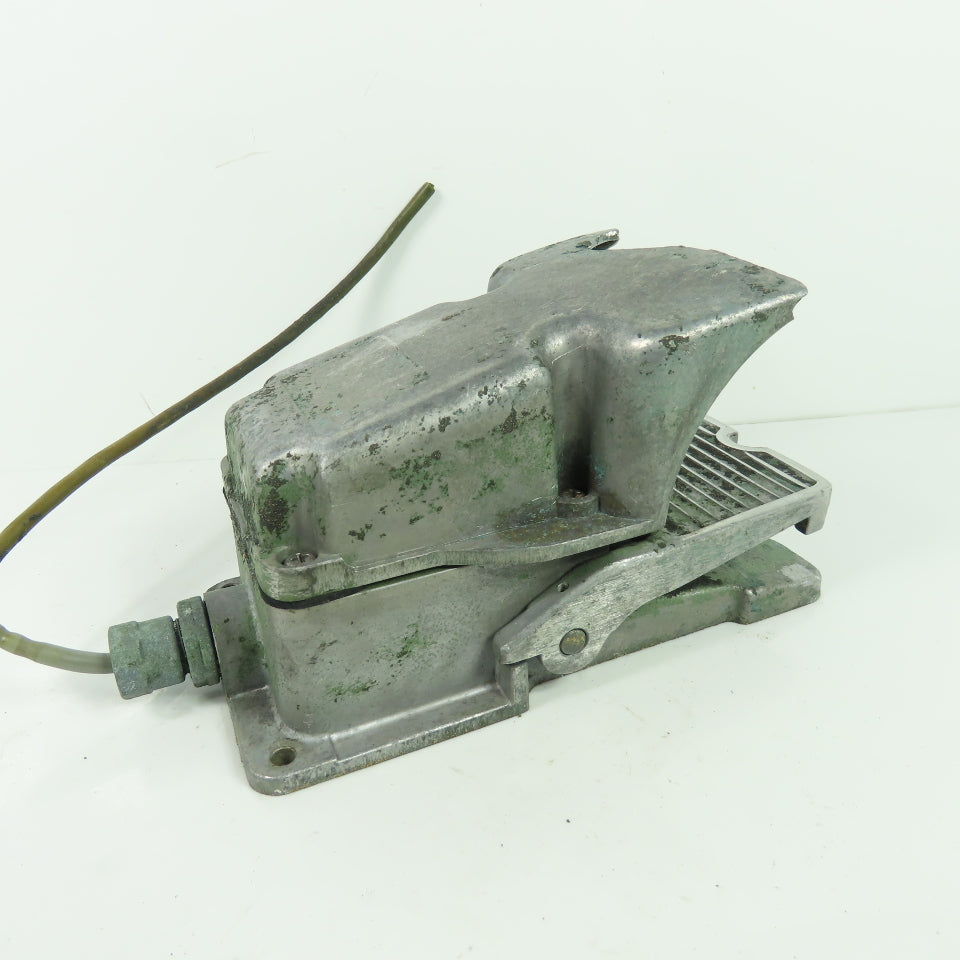 Ojiden Style Electric Foot Pedal Operator Switch Voltage Unknown