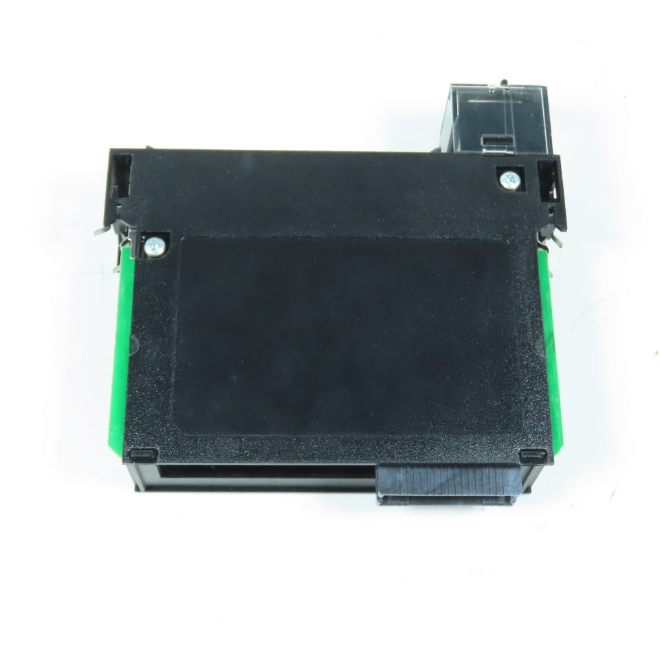 Allen-Bradley 1756-OB8 Ser A ControlLogix 8 Pt DC Output Module