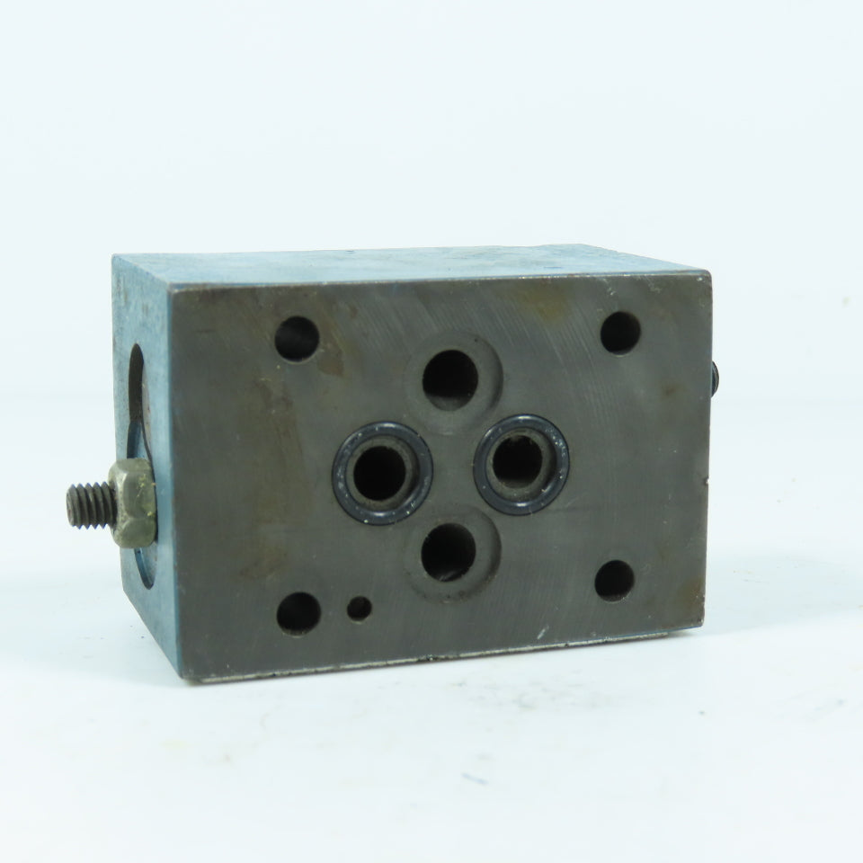 Bosch MDF 06 AB ADM 9 810 161 169 4 Way 3-Pos Hydraulic Valve 4500PSI