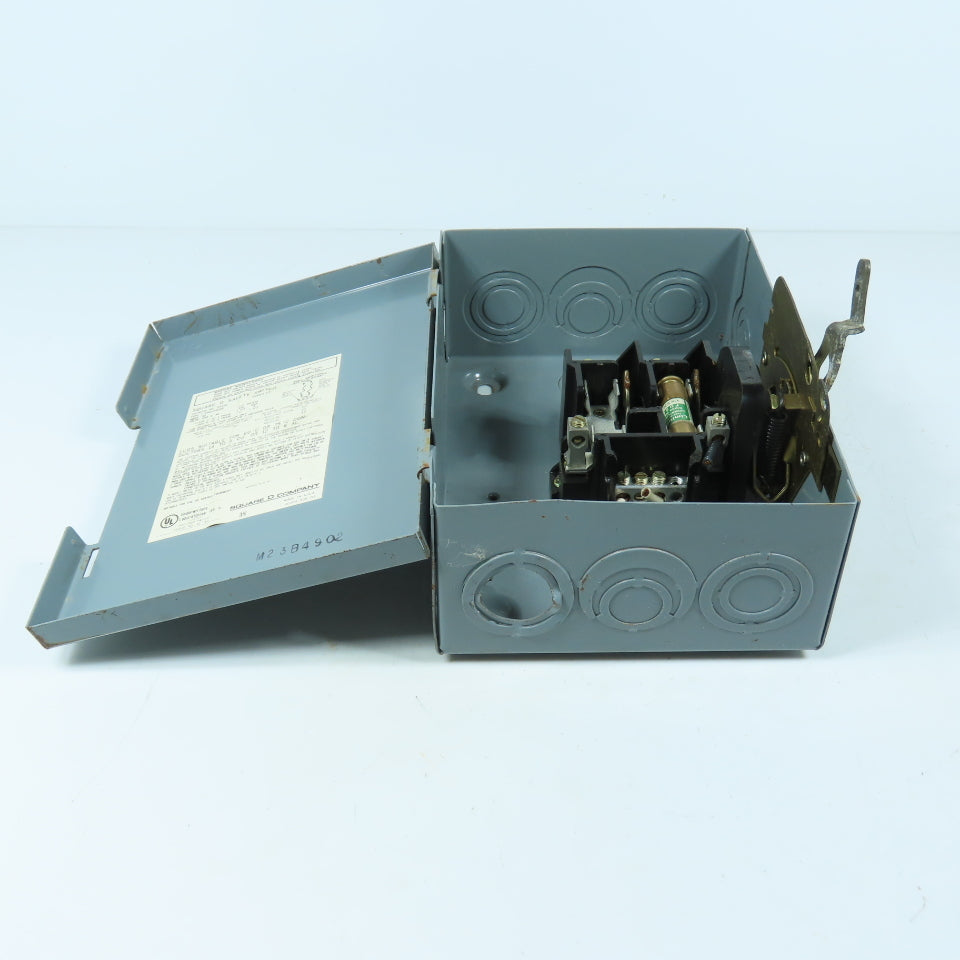 Square D D221N 30A, 2 Pole Fusible Safety Disconnect Switch 240V