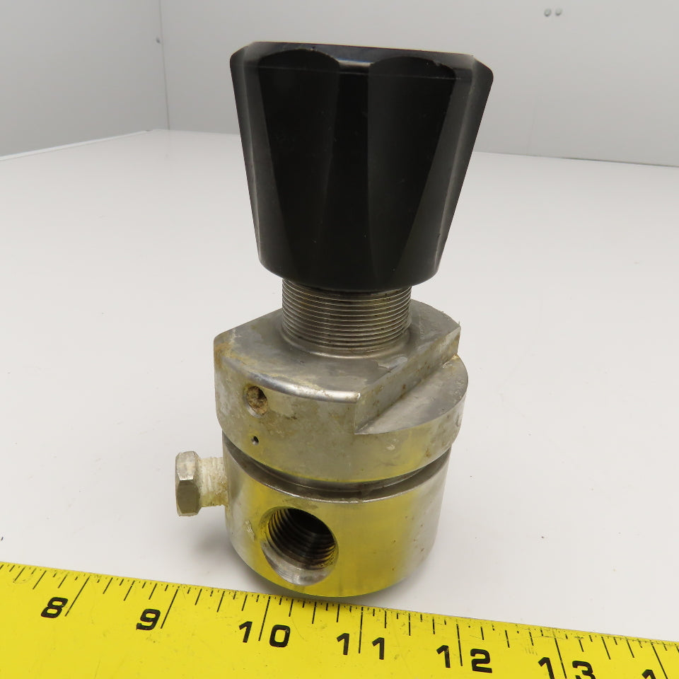 Tescom 44-3261H283-607 1/2" NPT Stainless Steel 500PSI Pressure Regulator