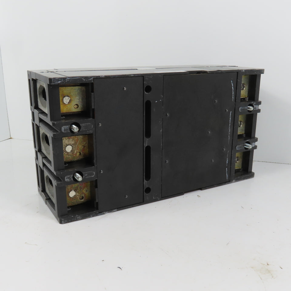 Square D LAL36400 3-Pole 400A Circuit Breaker 600VAC Max Type LAL (Clean)
