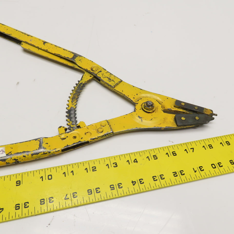 Milbar 68R Ratcheting Retaining Ring Plier Opens To 3-1/2" Needs Tips