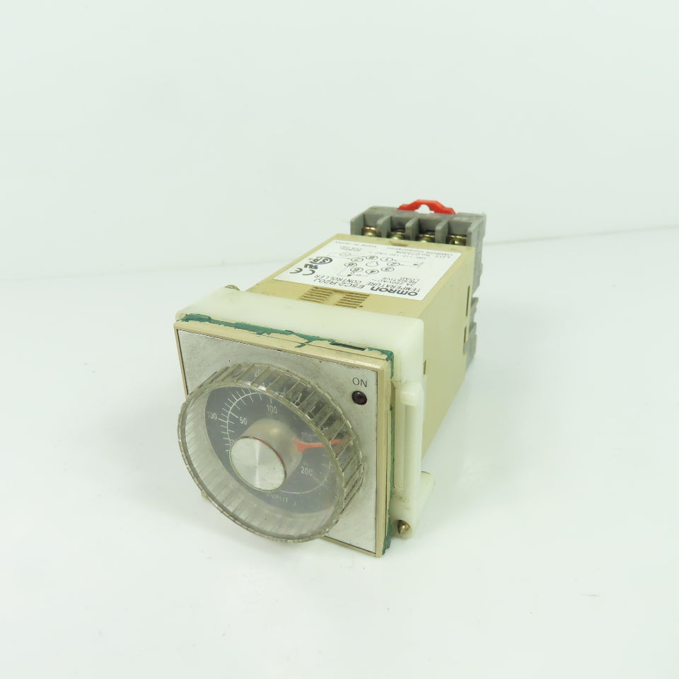 Omron E5C2-R20J Temperature Controller 3A 250VAC
