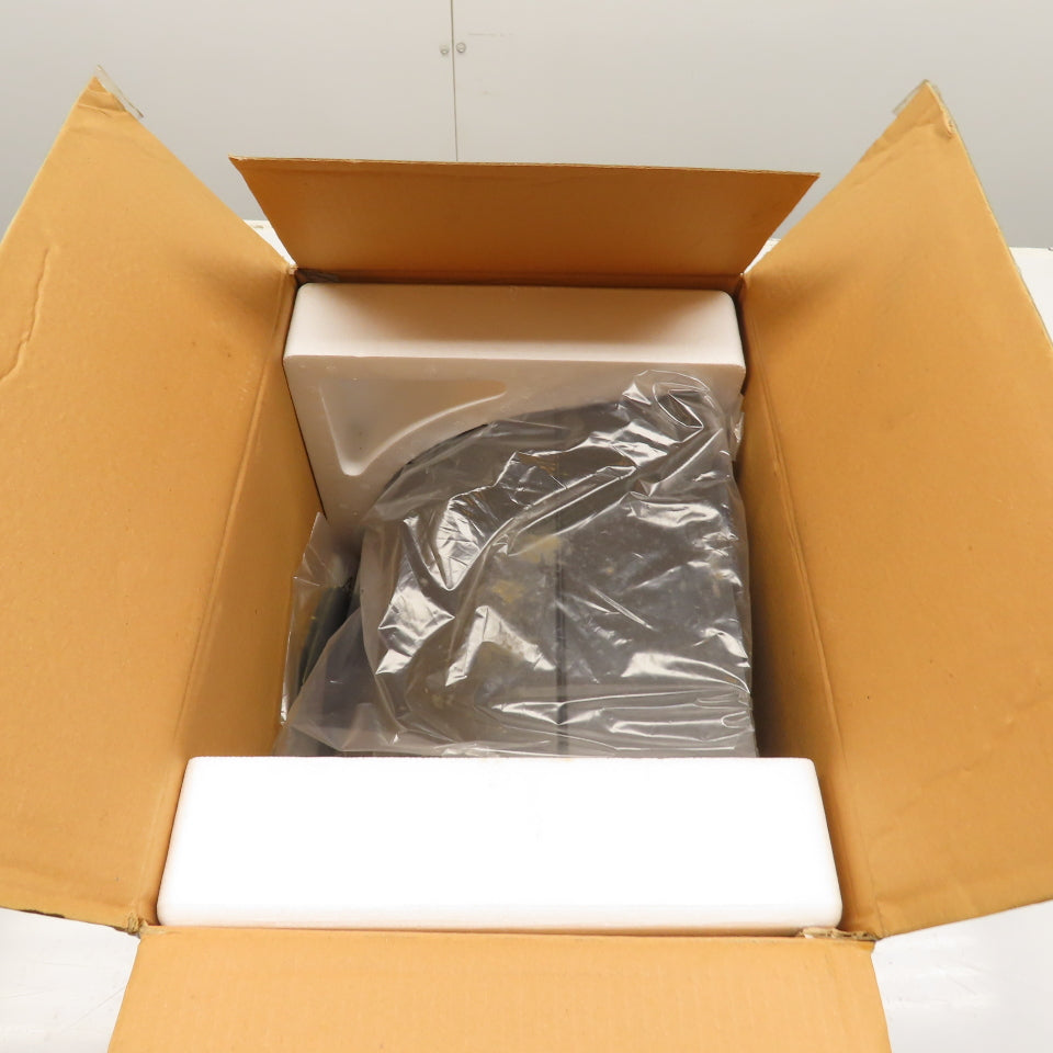 Hubbell WGC150P Mid-Size Full Cutoff Wallpack 150W Pulse Start Metal Halide