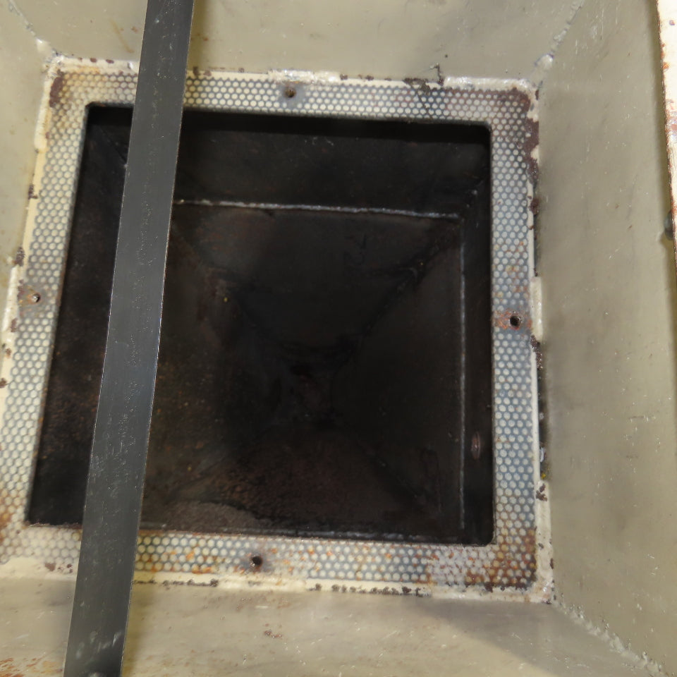 12" x 12" Top Fill Hopper W/ Hydraulic Open/Close Valve