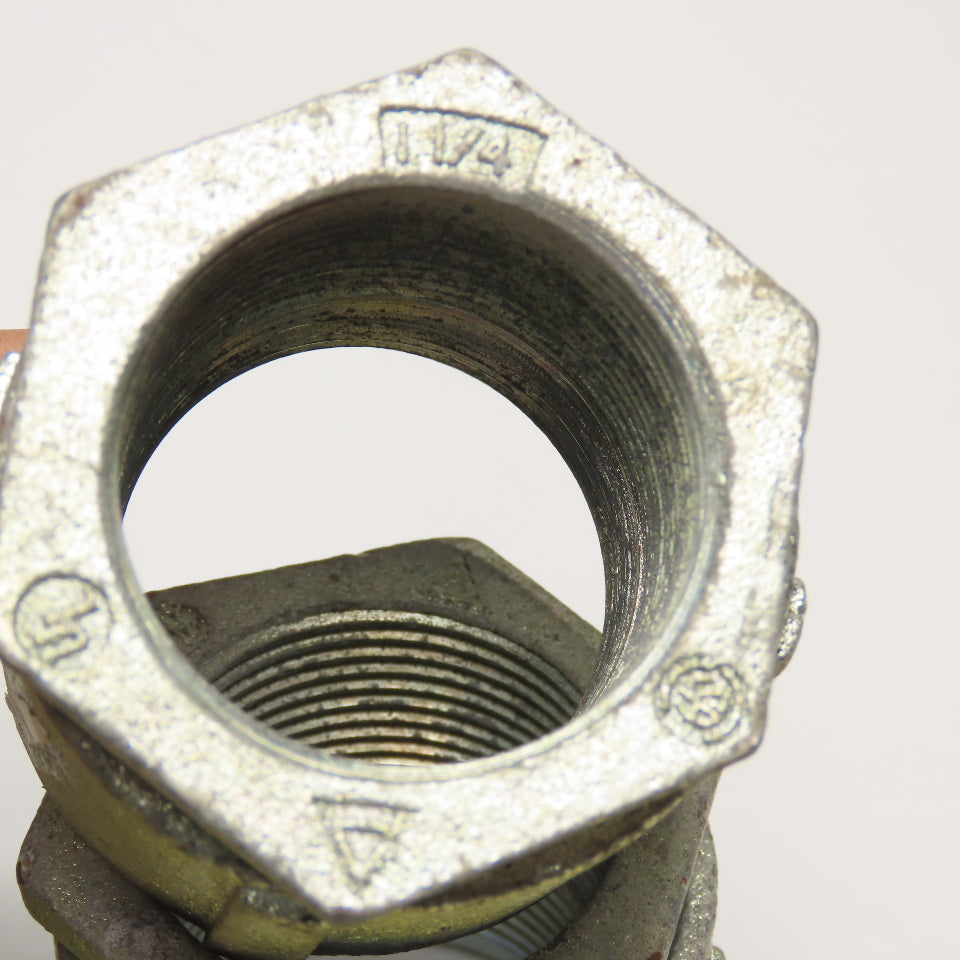 Appleton 1-1/4" IMC Rigid Conduit Hub Electroplated Zinc Lot Of 3