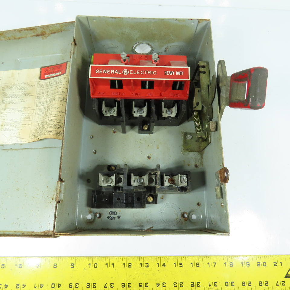 General Electric TH3361 30A 3-Pole Fusible Safety Disconnect Switch 600V