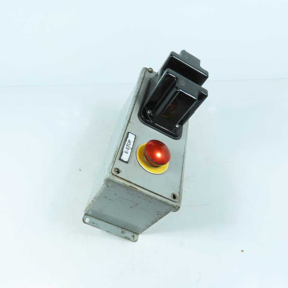 Pinnacle Press Control 42EL Cycle Start Station Optical Touch Button 24VDC