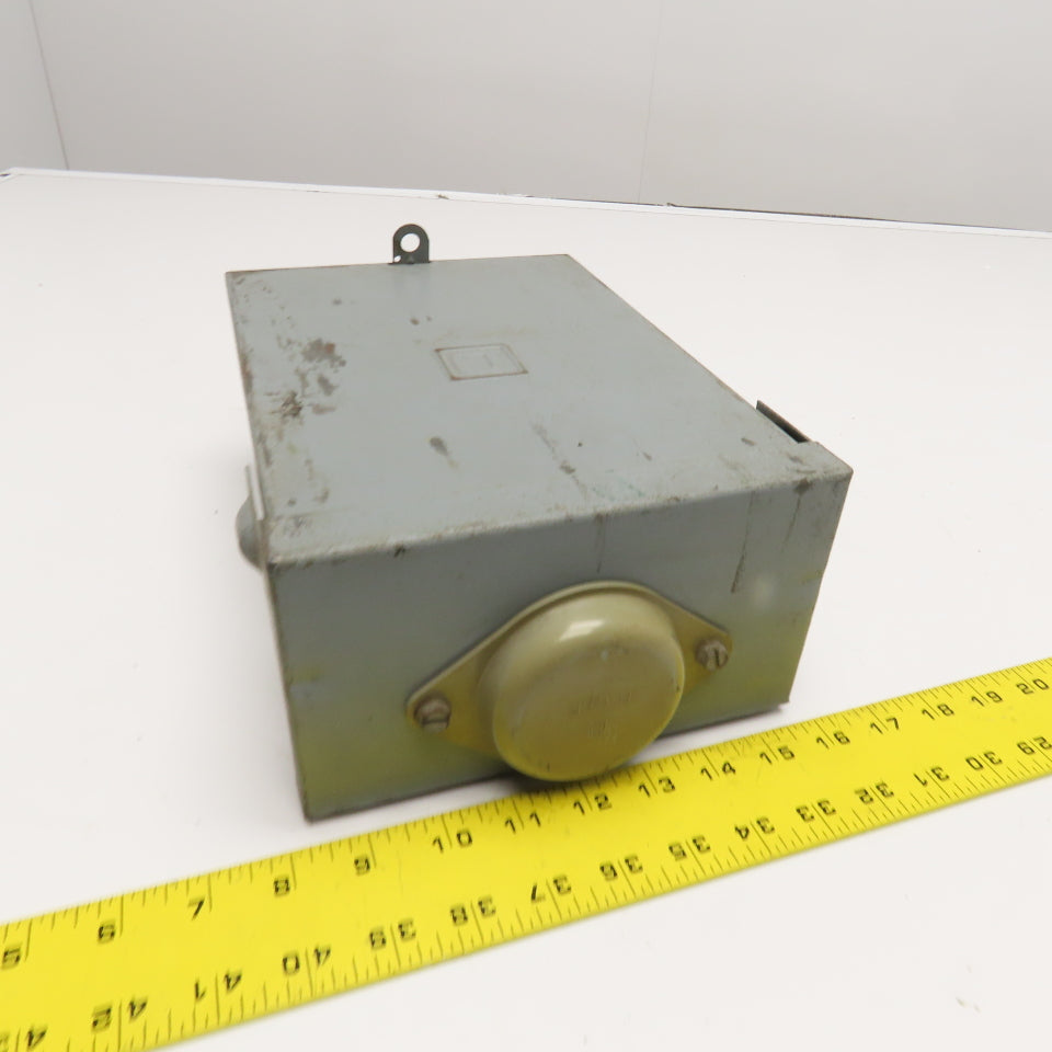 Square D QO 403 RB QO Load Center Rainproof Enclosure 240V 3Ph