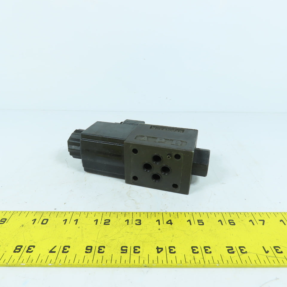 Northman SWH-G02-C2B-A120-20 Solenoid Operated Directional Valve 120VAC