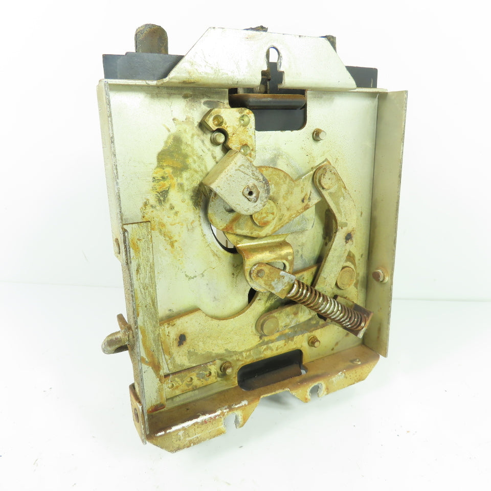 Trumbull Electric 3-Pole Fusible Safety Disconnect Switch Interior