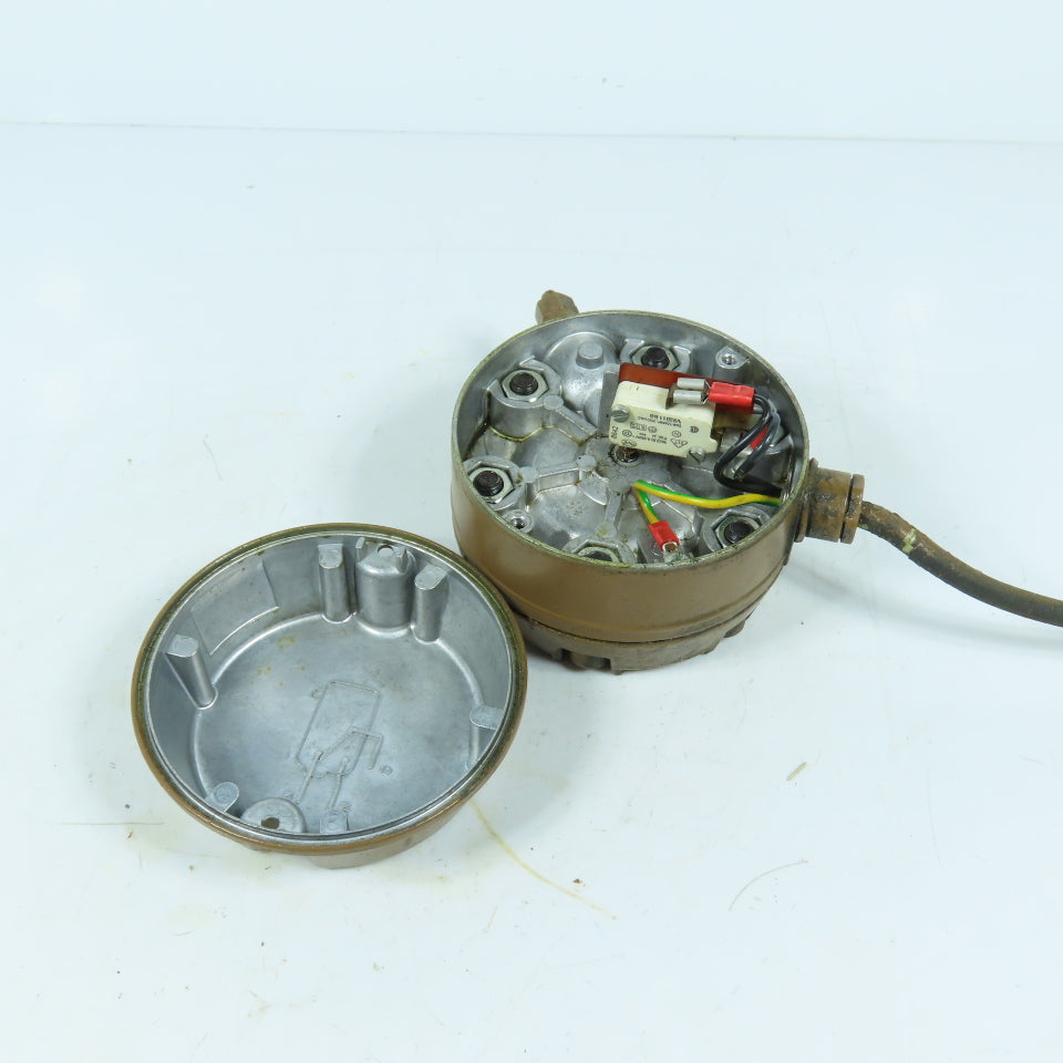 Burgmann V92011 BB Internal Compressor Switch Component 10A 250VAC