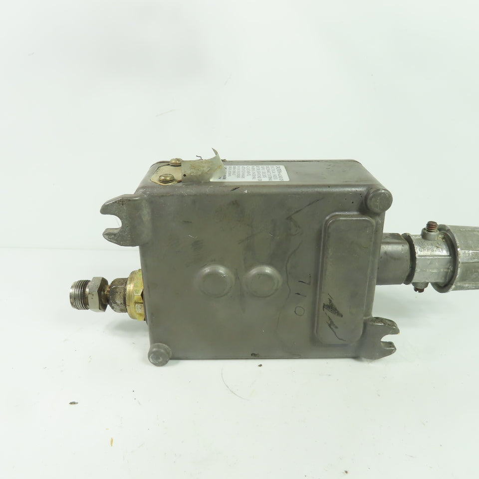 Barksdale B2T-A12SS Pressure Actuated Switch 50-1200 PSI 1800 PSI Proof