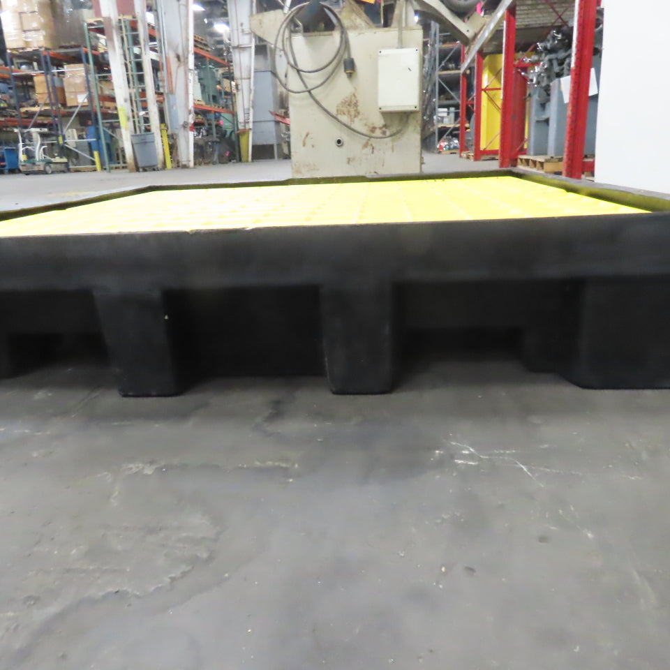 Lab Safety Supply SpillSkid 4-Drum Containment Spill Pallet W/ Removable Grates