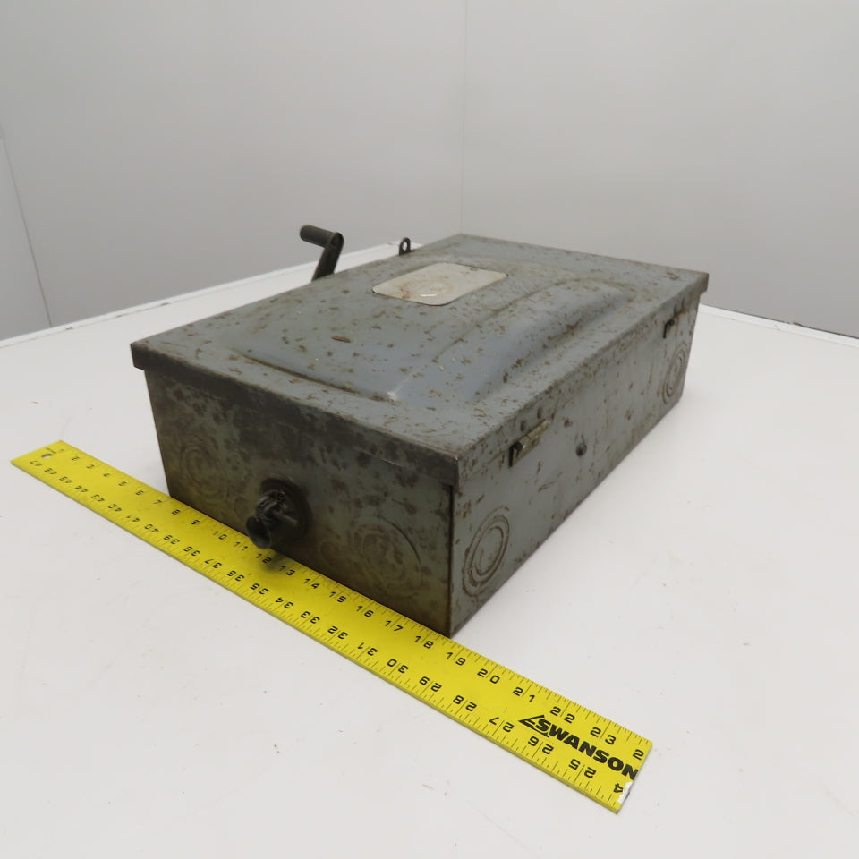 Arrow Hart 24228 Type HD 100A 3 Pole Fused Safety Disconnect 240VAC
