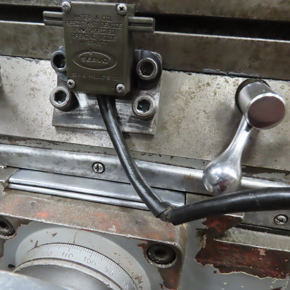 Supermax YCM-1-1/2V 42" x 9" Knee Mill 208-230/480V 3Ph 2Hp W/ DRO Power X-Axis