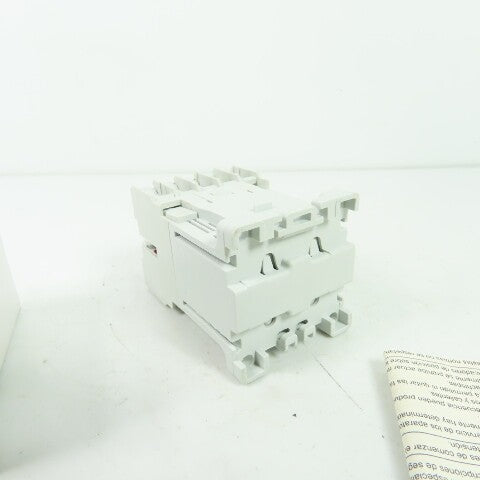 AEG SH 05.31 Contactor Relay 24VDC 3NO 1NC NEW