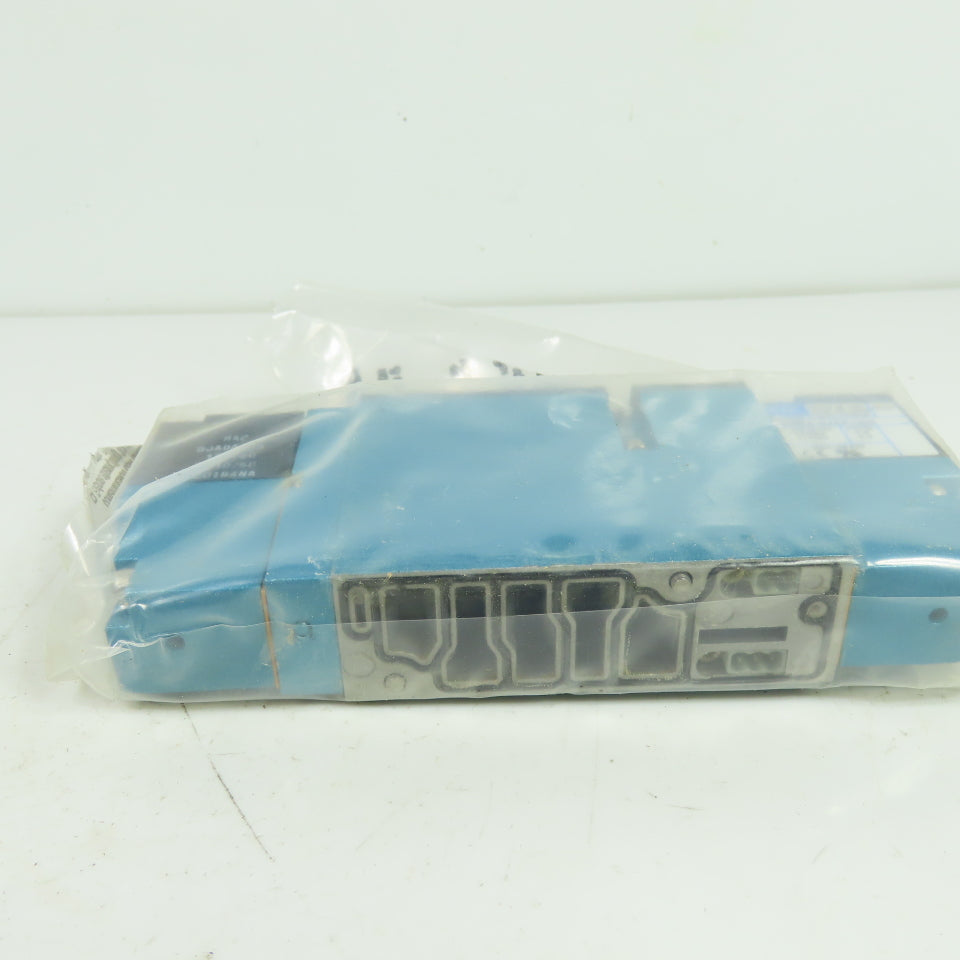 MAC 92B-BAB-000-DM-DJAP-1DG 5/2Way Pneumatic Solenoid Valve 120V 2.9W 120PSI NEW