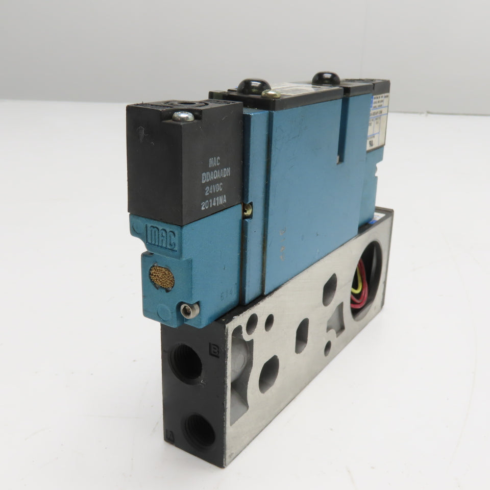 MAC 92B-KAB-BJA-DM-DDAP-1DM Solenoid Valve with Manifold Base 24VDC 120PSI