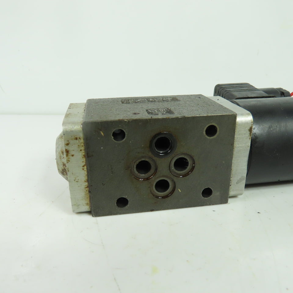 Nachi SA-G01-A3X-C1-11 Hydraulic Directional Control Valve 100V