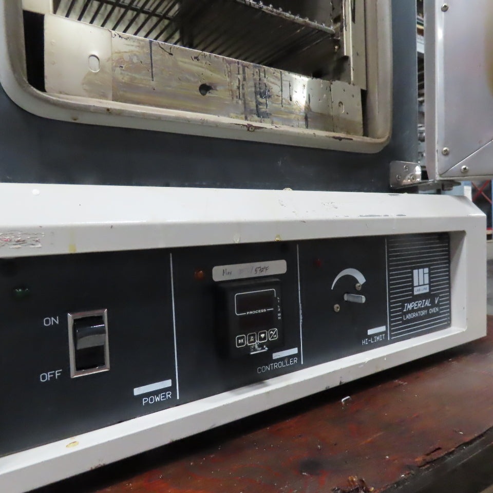 Lab-Line 3481M 2.5 Cu/Ft 2 Shelf Laboratory Oven 110V 1Ph 1300W