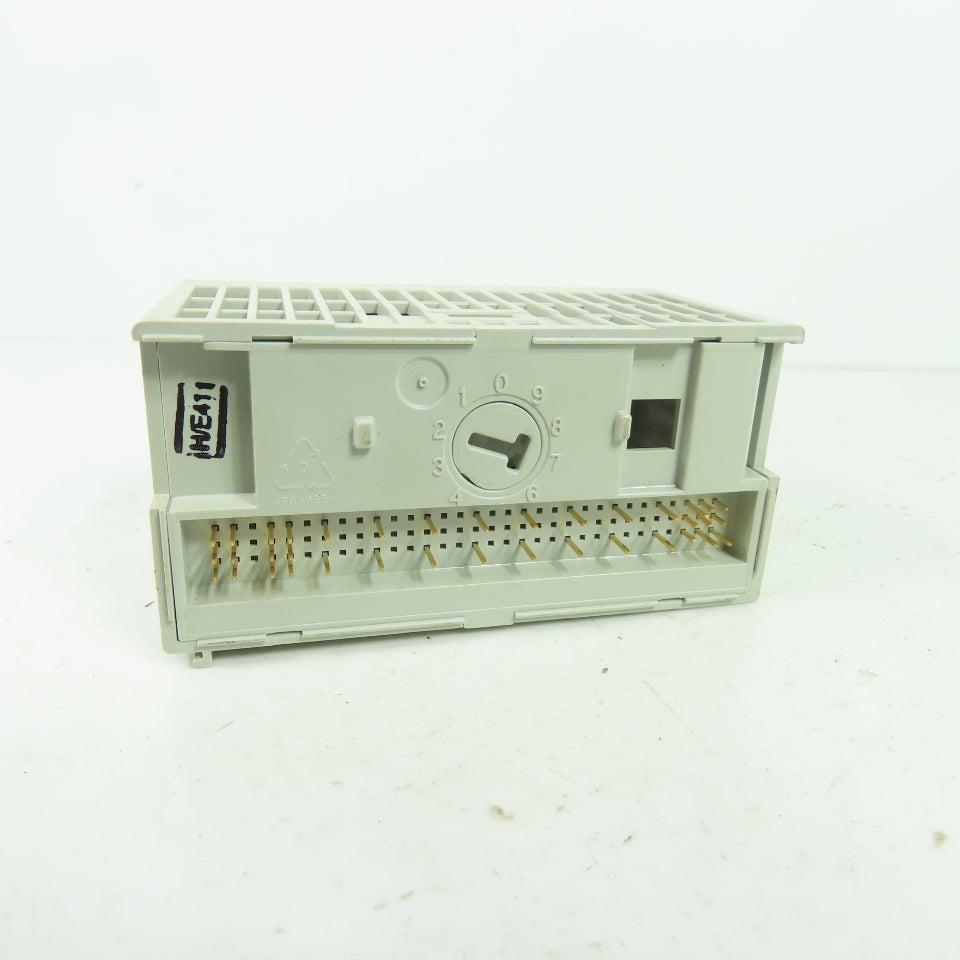 Allen-Bradley 1794-OB16 24VDC 16-Point Source Output Module Ser A Rev A01
