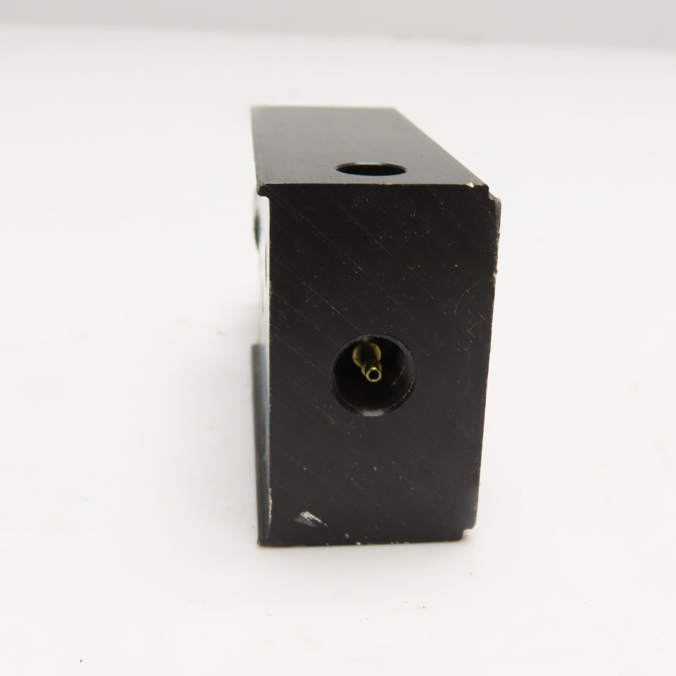 Unist 5205378 Manual Metering Valve with Manifold Block