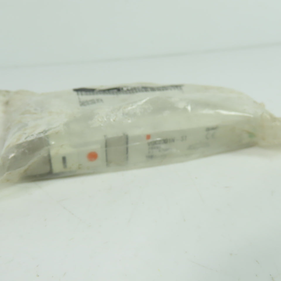 SMC VQC2301N-51 Pneumatic Solenoid Valve 0.2-0.7MPa NEW