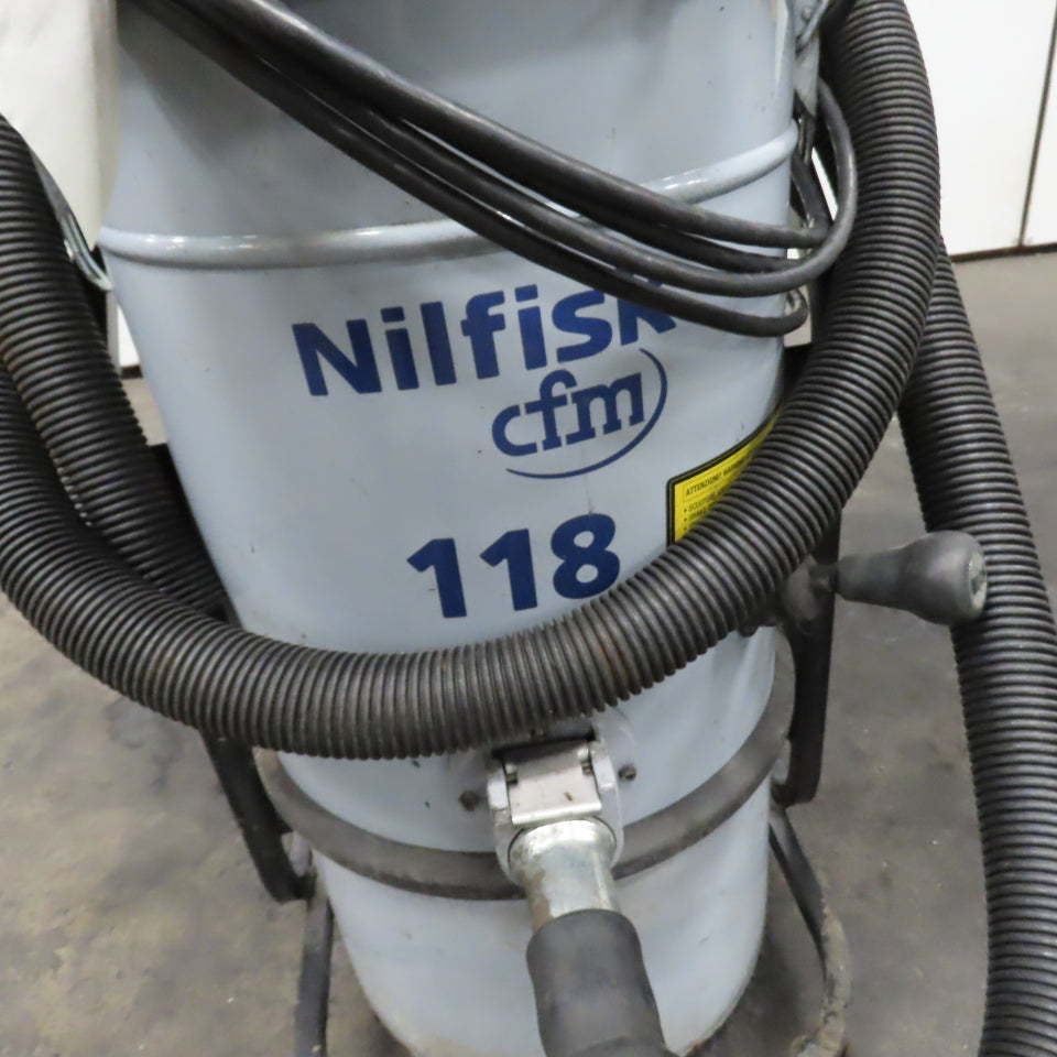 Nilfisk 118 CFM 118 Industrial Wet Dry Vacuum Cleaner 1Ph 120V 7.5A