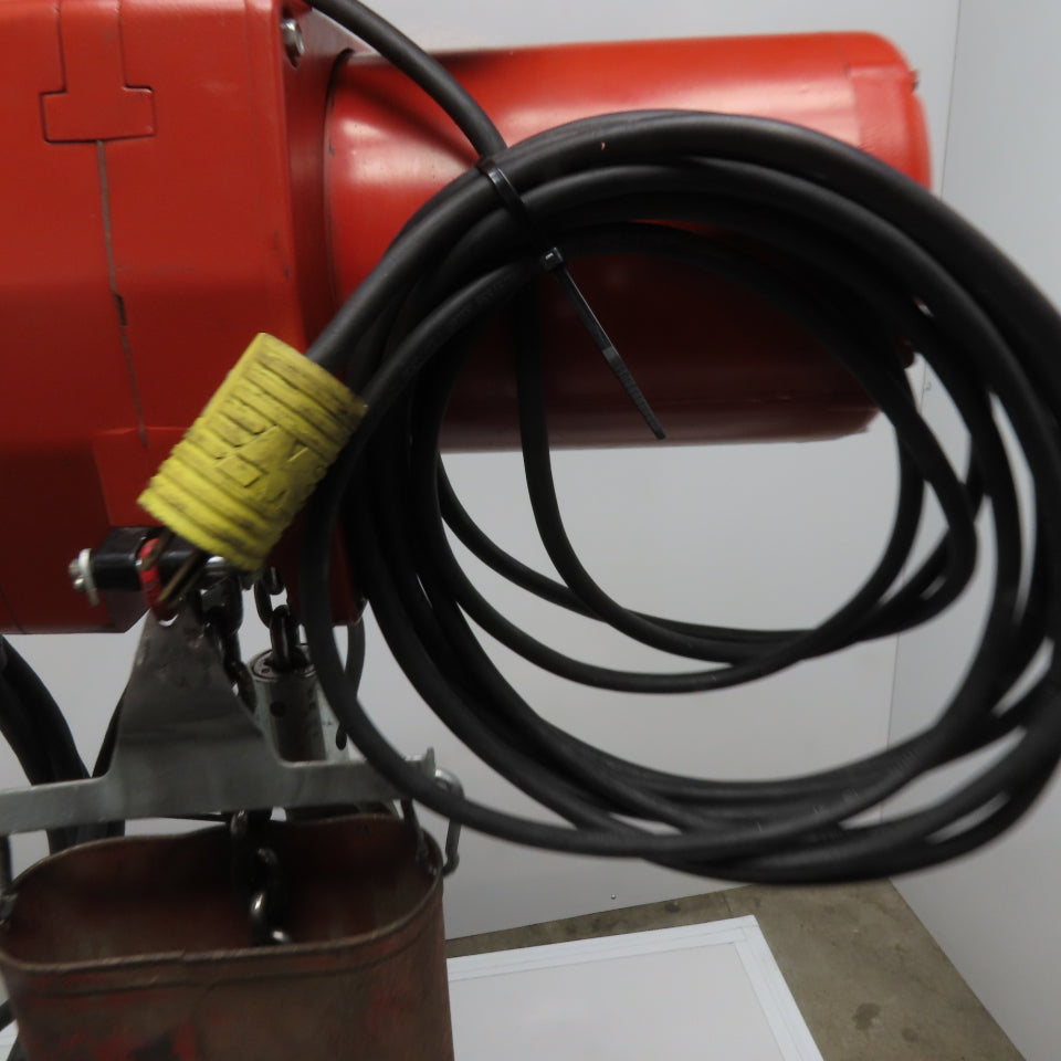 Dayton 3YB72H 1/4 Ton Electric Chain Hoist 10' Lift 16FPM 115/220V 1Ph