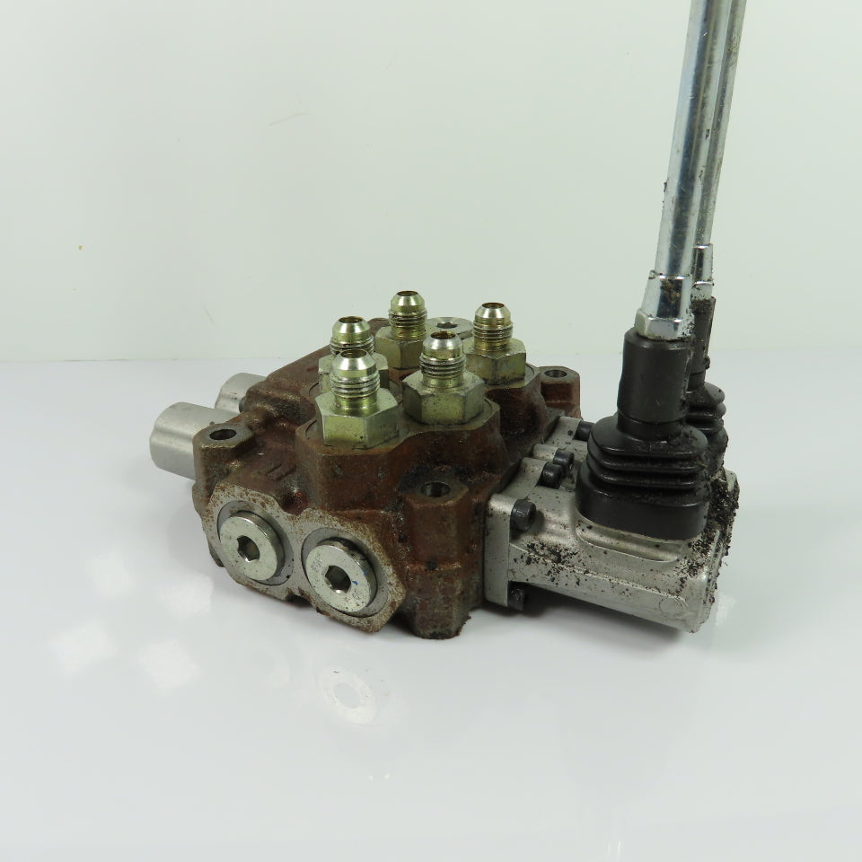 F00001291 2-Spool Manual Hydraulic Directional Control Valve