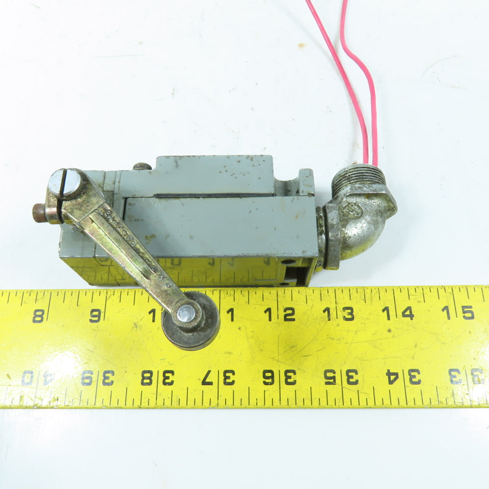 Square D 9007C62B2 600VAC Lever Action Limit Switch