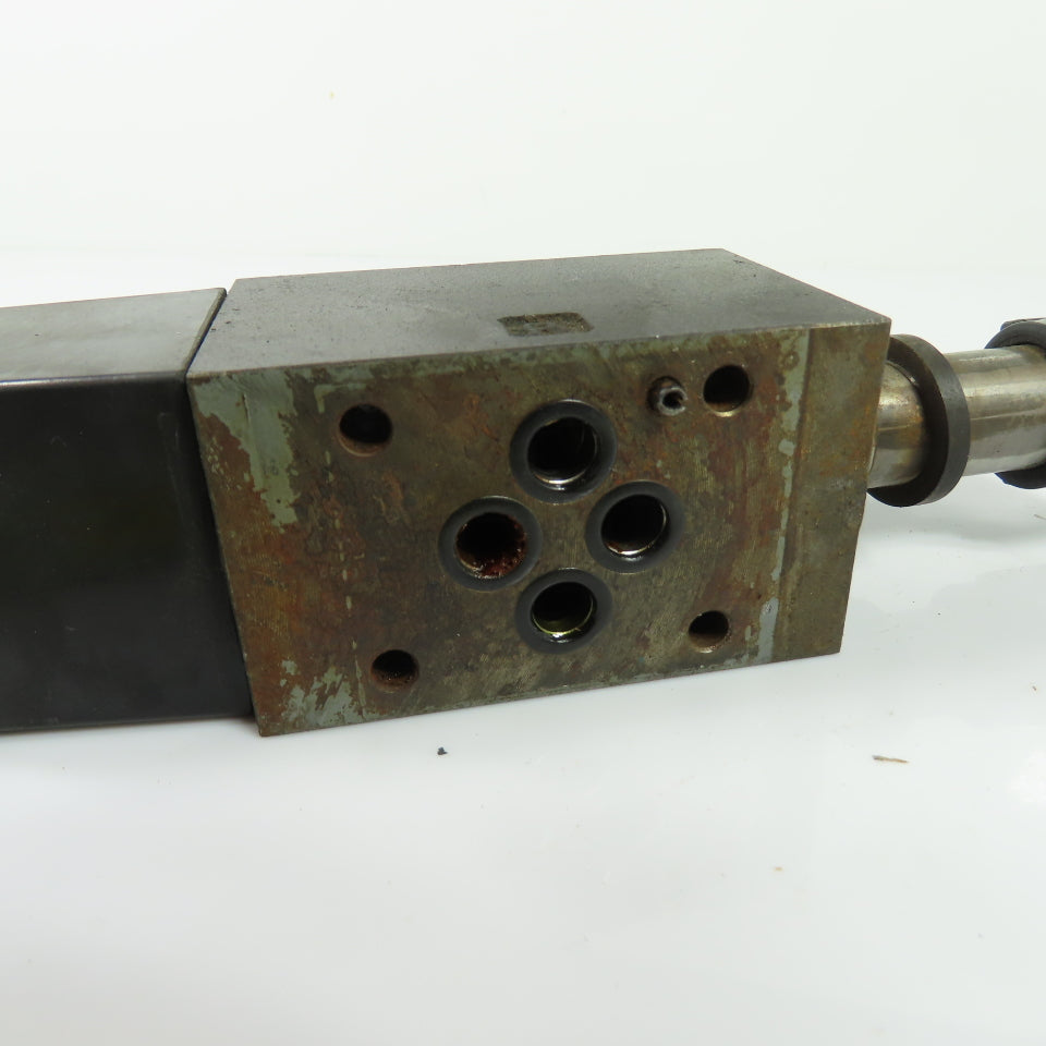 Parker D1VW1CNYWF Directional Hydraulic Control Valve 120/60-110/50 V/Hz 5000PSI