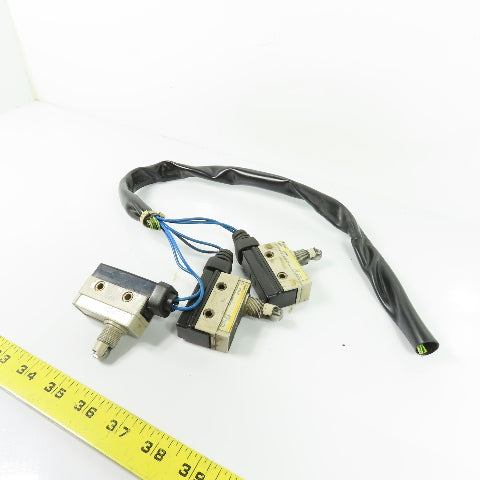 Omron ZC-Q2255 Limit Switches A300 0.5A 125VDC 0.25A 250VDC Lot of 3