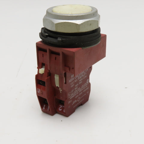 Siemens-Allis P30PLF1 White Illuminated Momentary Contact Switch