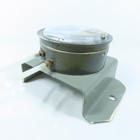 Dwyer Instruments Magnehelic Differential Pressure Gauge 0-15 Inches of Water