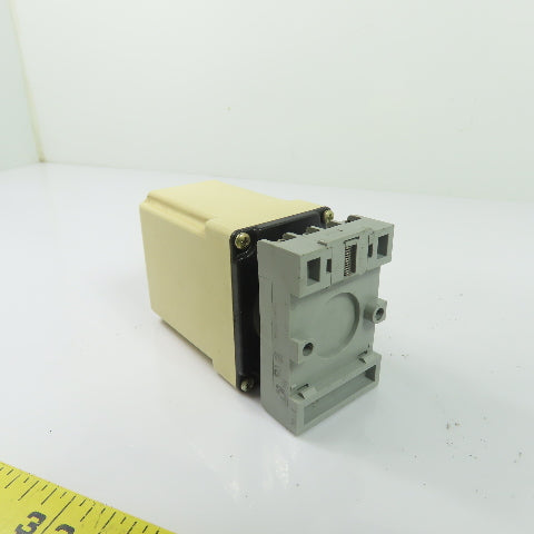 Square D 9050 JCK11V20 On Delay Electrical Timing Relay 120VAC 110VDC w/ Base