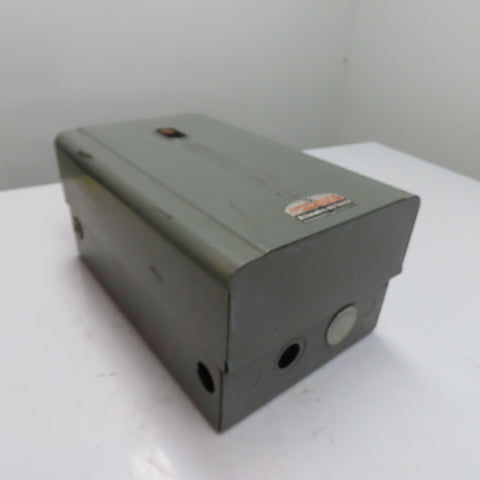 Cutler-Hammer 9586 H2492A Size 2 3-Pole 220V Automatic Motor Starter