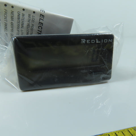 Red Lion CUB4L000 Digital LCD Display Panel Counter 9-28VDC