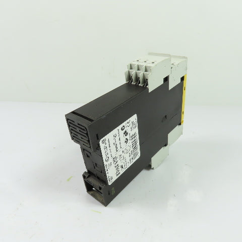 Siemens 3TK2830-2CB30 Sirius Safety Relay 24VAC/DC
