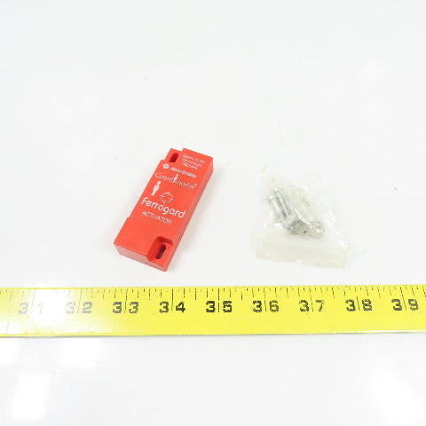 Allen-Bradley N/A Guardmaster Ferrogard Non-Contact Safety Switch Actuator