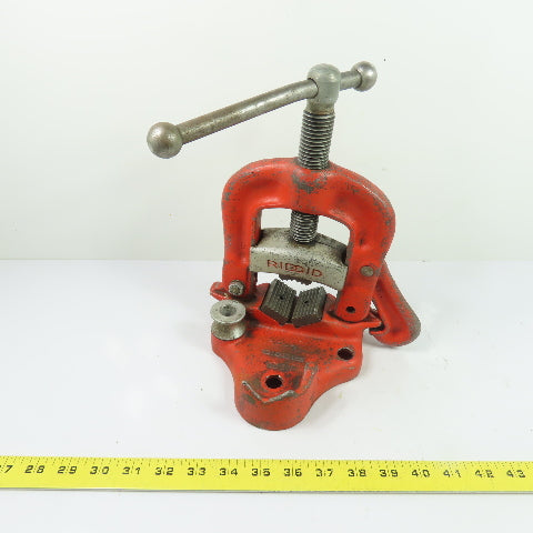 Ridgid No. 22 1/8" to 2-1/2" Capacity Bench Yoke Pipe Vise