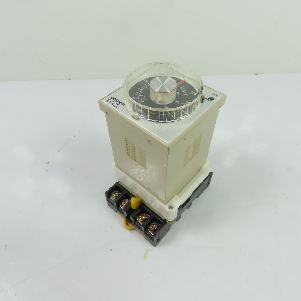 Omron E5C2-R20K Temperature Controller K-Type 0-1200°C 3A 250VAC