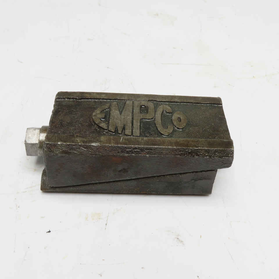 EMPCO Cast Iron Adjustable Machine Leveling Wedge Block