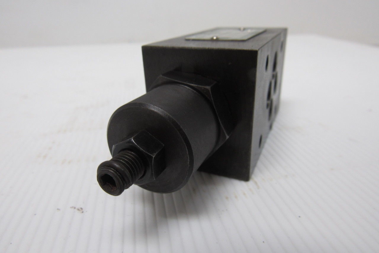 Kayaba TCOC-02-A Pileup Hydraulic Flow Control Manifold Block