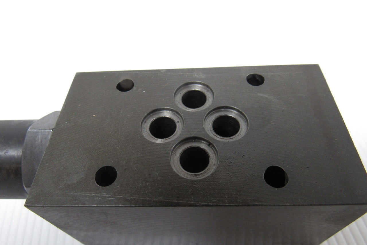 Kayba TCIA-02-A-1 Pileup Hydraulic Flow Control Manifold Block