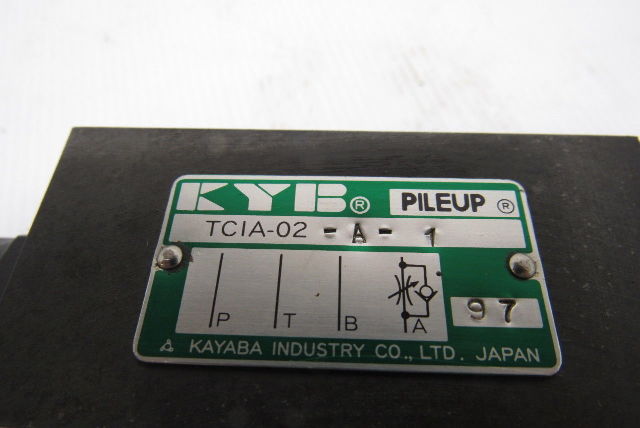 Kayba TCIA-02-A-1 Pileup Hydraulic Flow Control Manifold Block