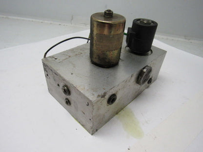 Hydraulic Manifold Block  From Raymond Pacer Model 60 Forklift