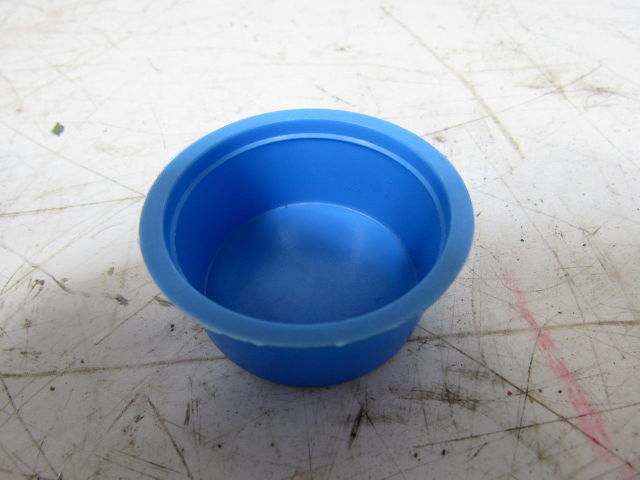 Alliance/Essentra Blue PE Socket-Weld Fitting Plug 1/2" Base OD. Lot of 1550